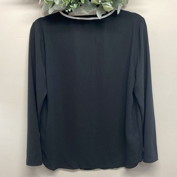 Adrienne Vittadini Long Sleeve Chiffon Blouse Black with White Trim M - Picture 3 of 16